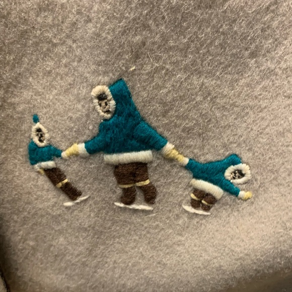 Grenfell Handicrafts handmade wool coat - Picture 2 of 9